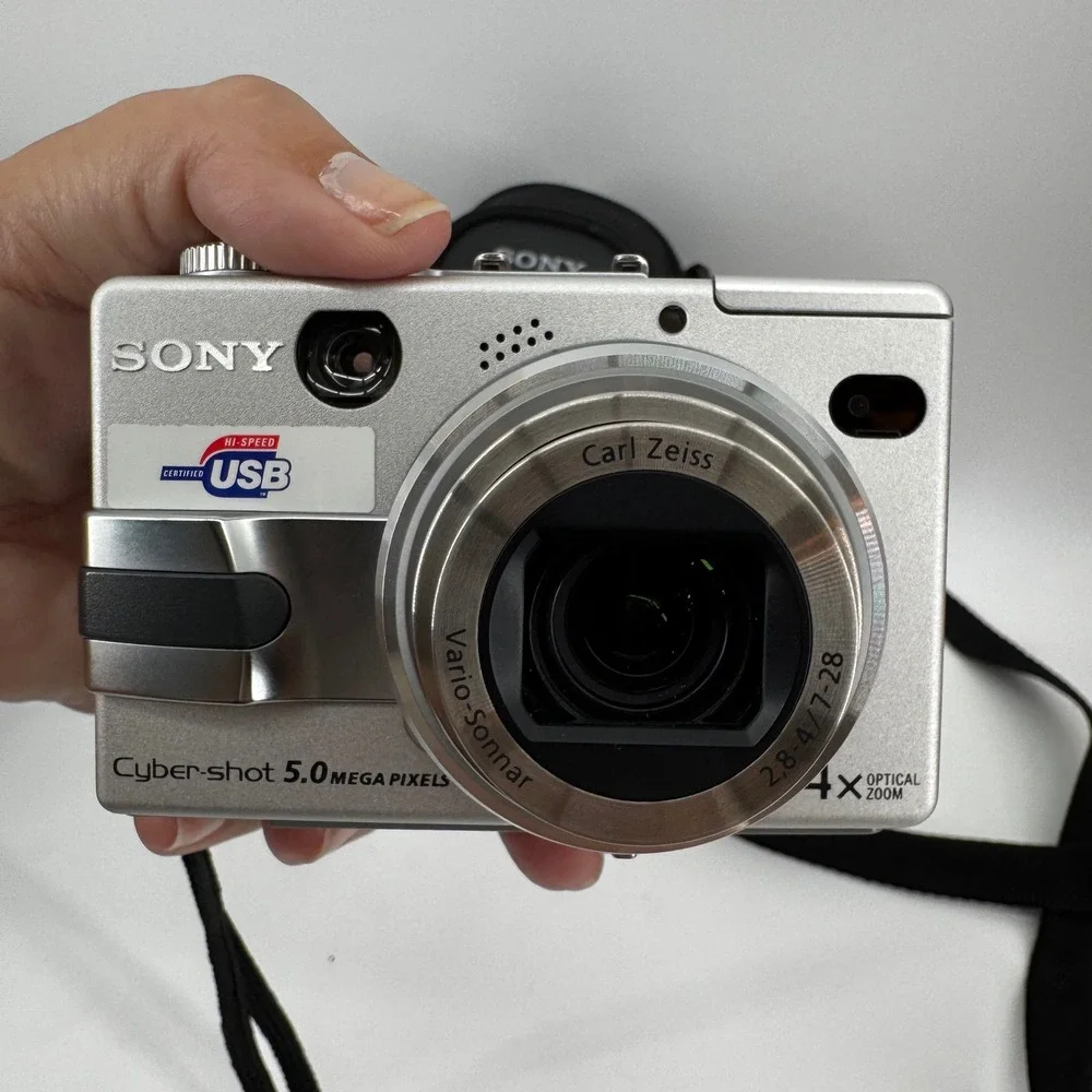 Sony Cyber-shot DSC-V1 Digital Camera 5.0MP 4x Zoom Nightshot Tested Bundle